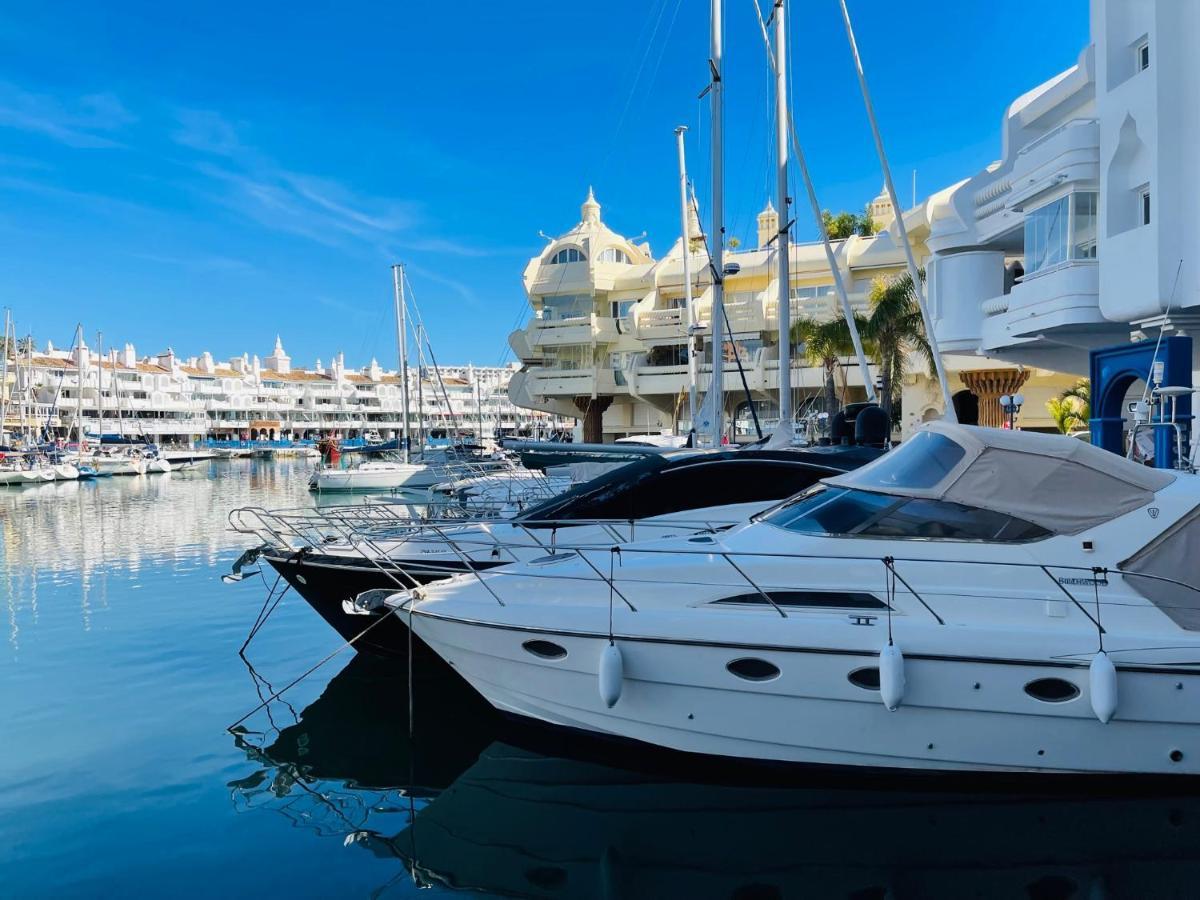 G&G Isla Marina Puerto Benalmádena Exterior foto