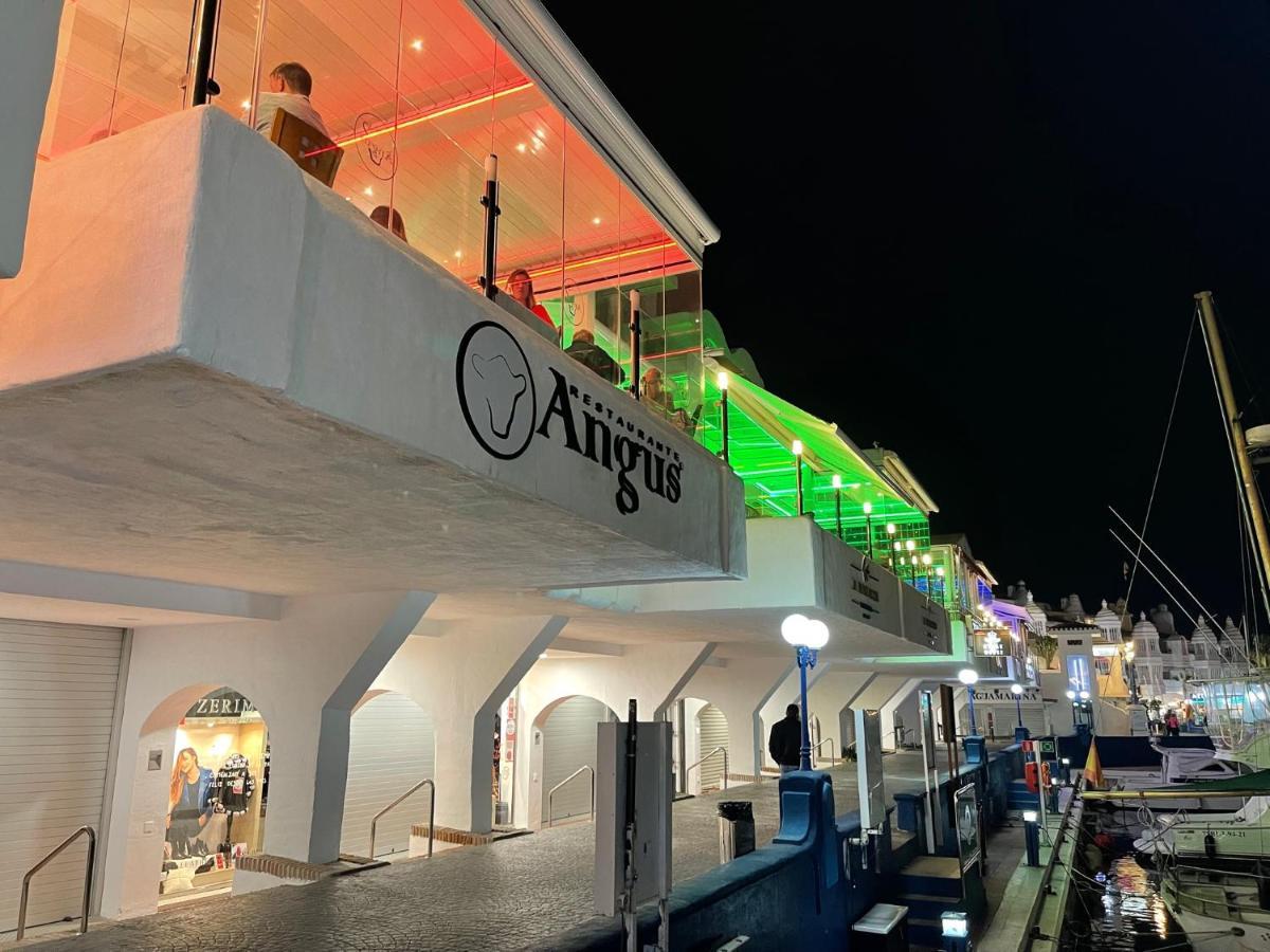 G&G Isla Marina Puerto Benalmádena Exterior foto